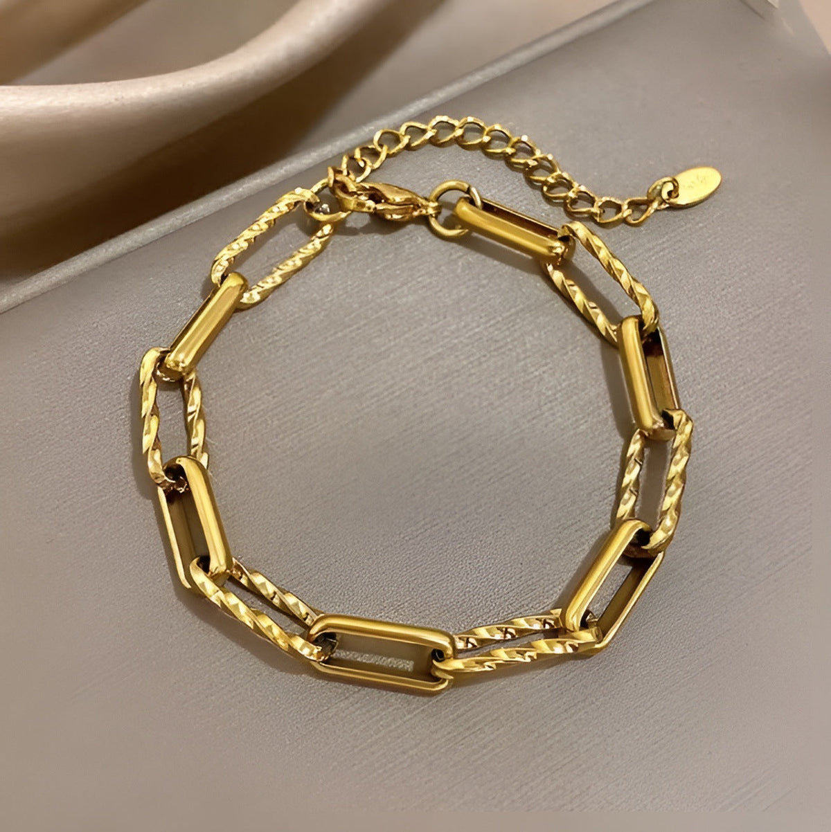 Chunky Link Lorielle Bracelet | Gold